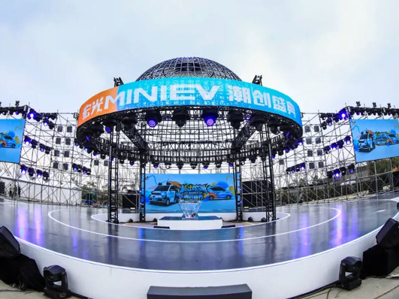 Why Outdoor LED Displays Must Compete With the Sun.jpg