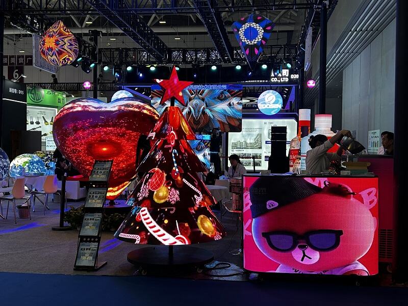 Why Do Creative Shaped LED Screens Use Lightweight Modules.jpg