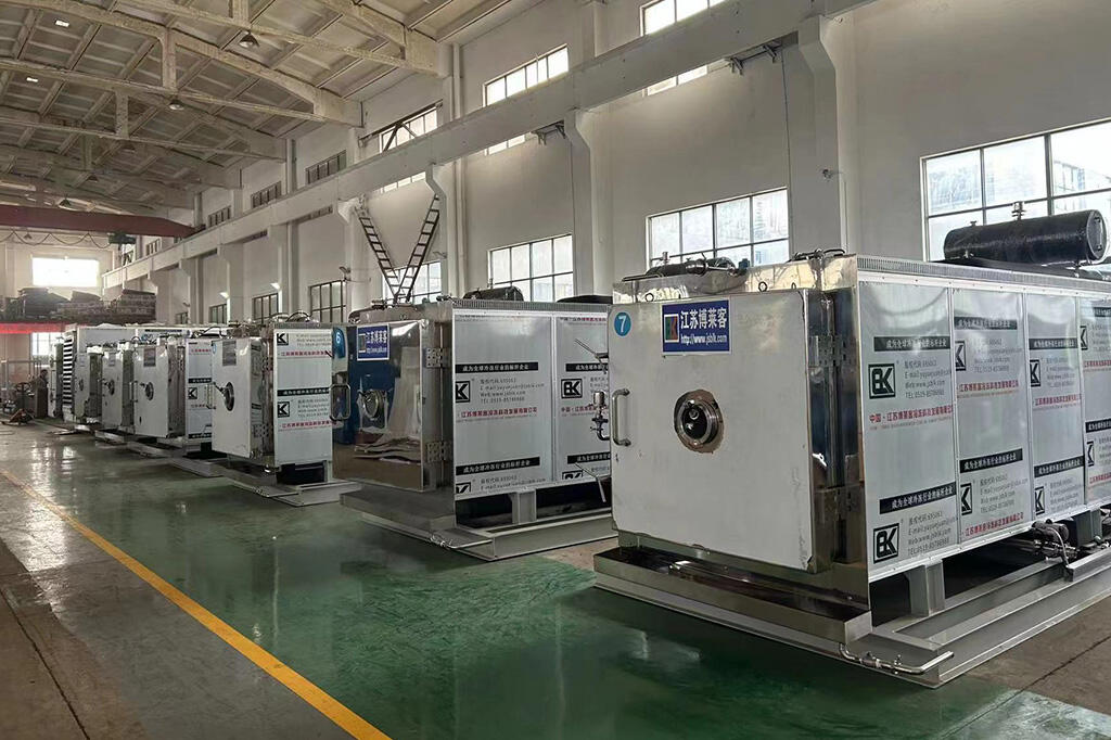 What are the key maintenance checks for a large capacity freeze dryer(1)