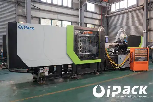 Blow Mold Machine: Servo Motor, Gear Pump, Optimized Screw Barrel for Low Pressure & High Productivity