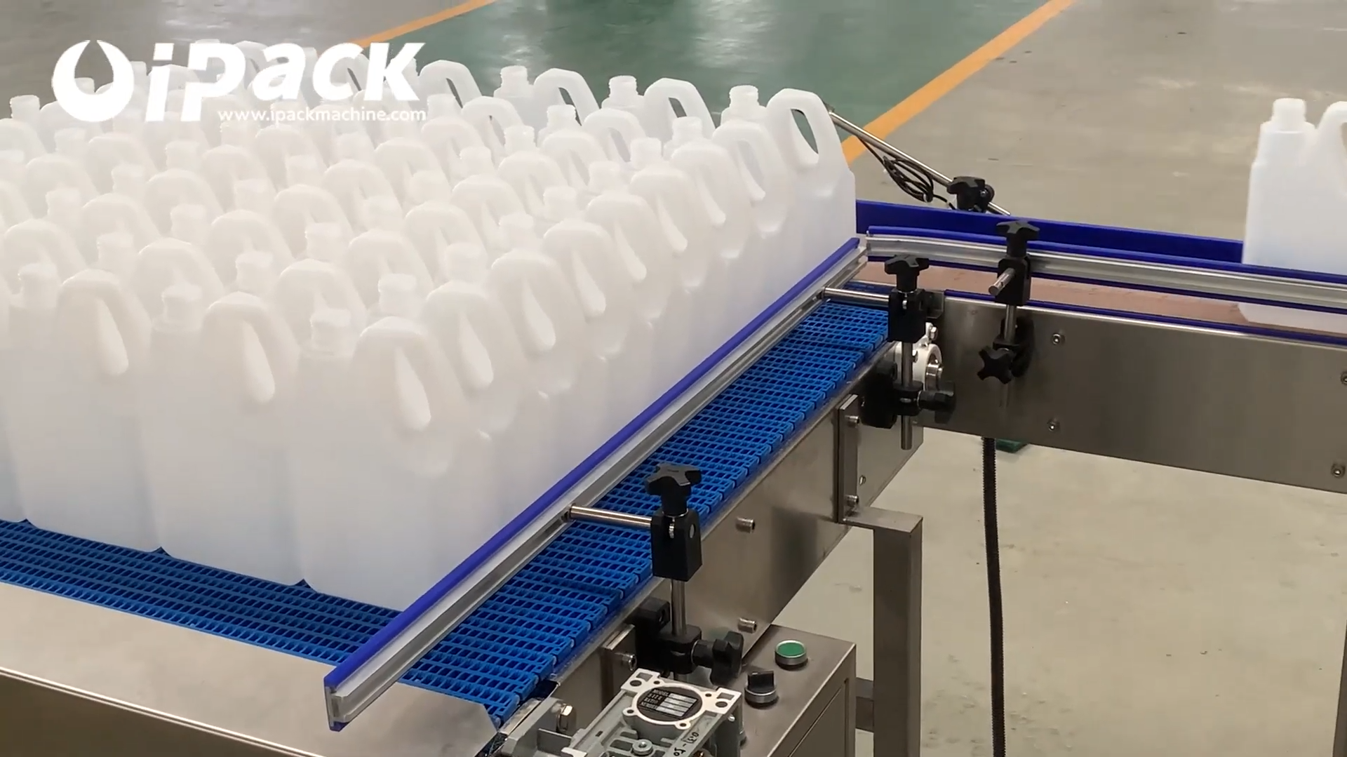 AUTOMATIC ANTI FREEZE FILLING AND PACKING LINE