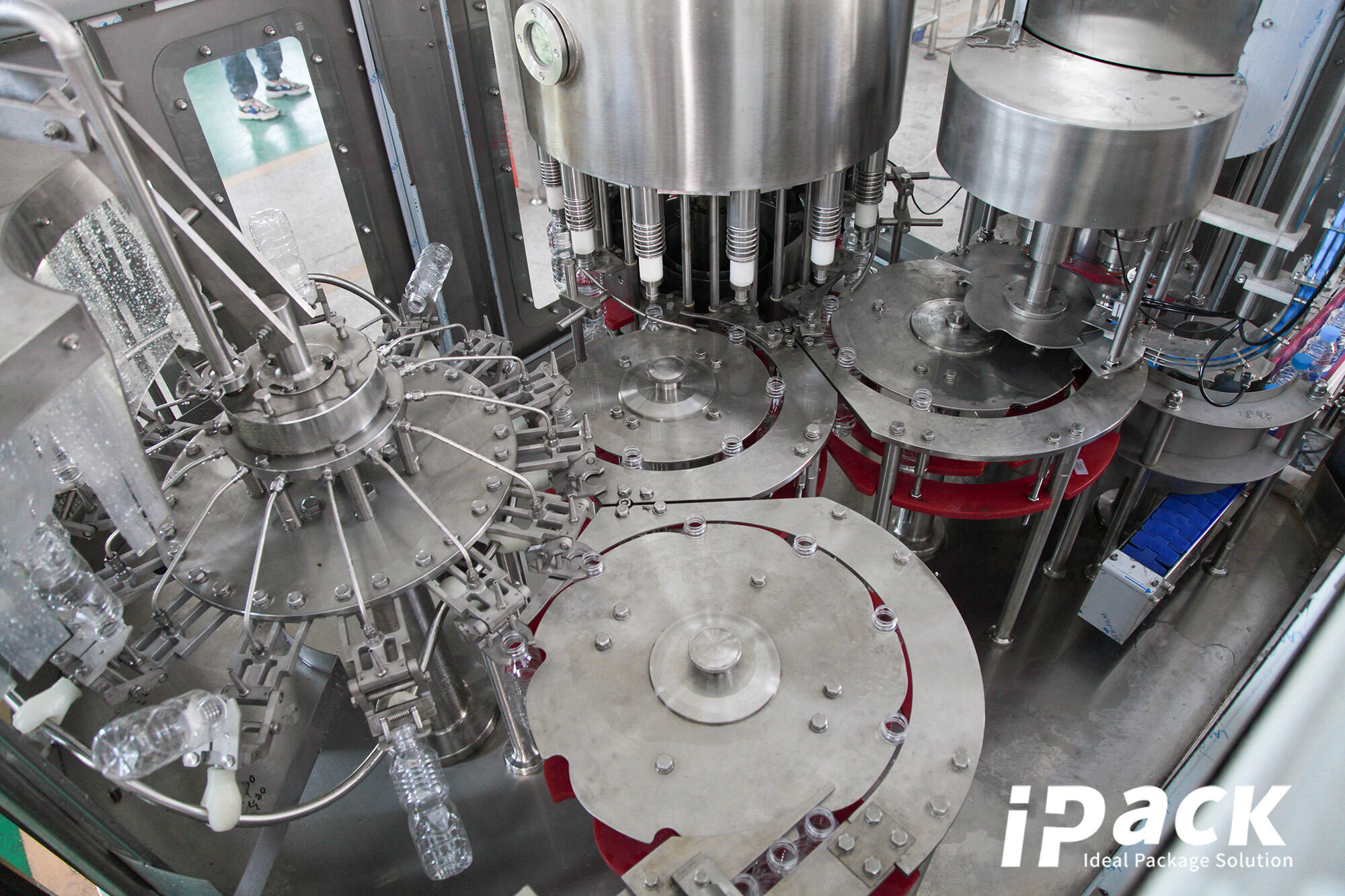 Máquina de soplado de botellas de plástico: integración mecánica-eléctrica-neumática para un procesamiento eficiente e higiénico de botellas