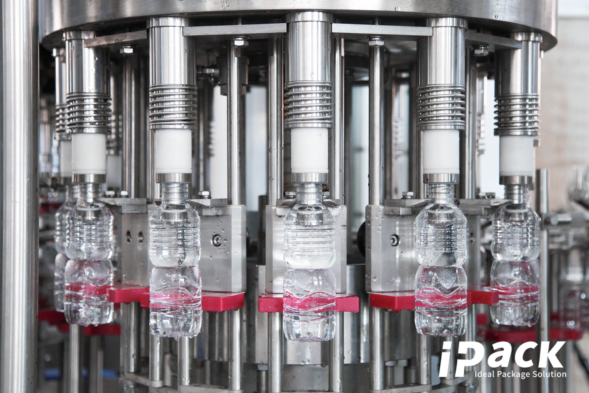Stroj pro výrobu minerální vody: Kompletní linka pro čištění, plnění, uzavírání a vyřazování výrobku