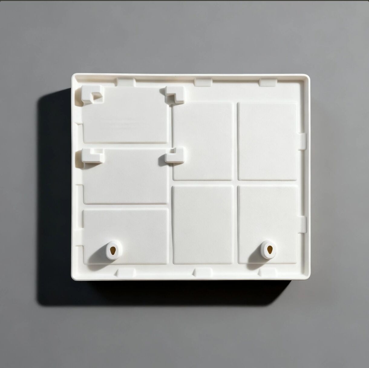 Environmentally Friendly and Biodegradable Paper Pulp Photo Frame Packaging with Custom Creative Shapes 