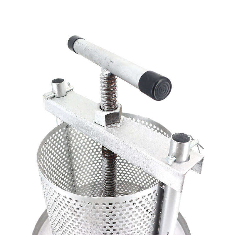 Honey extractor: A key device for efficient extraction