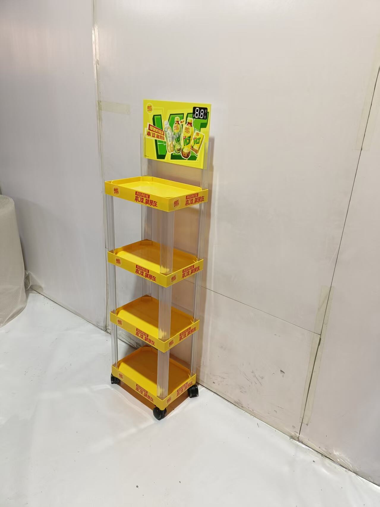 Affordable and Versatile: The Benefits of Plastic Display Stands