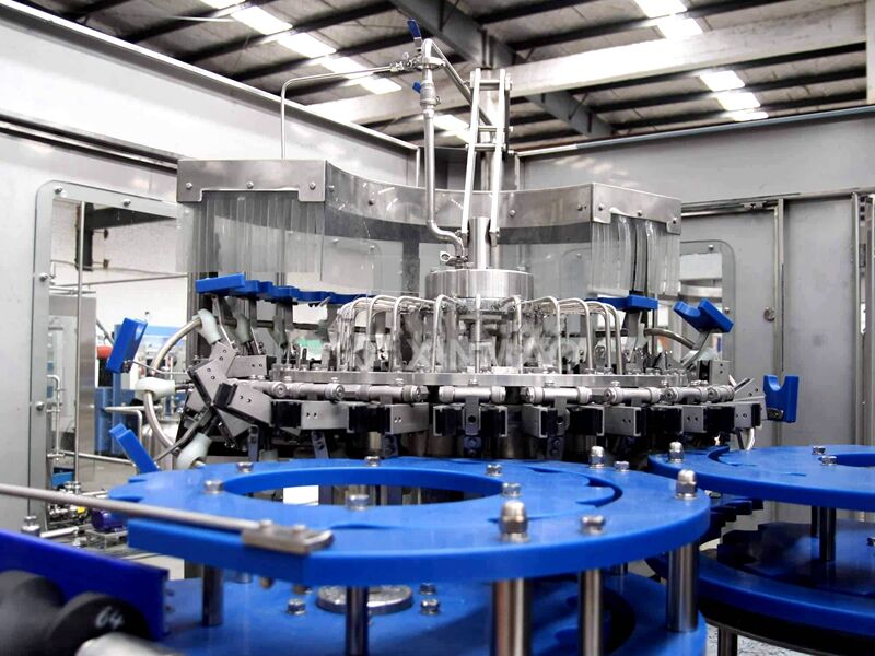 ماكينة موثوقة لتعبئة المياه مع سيناريوهات تطبيق مرنة