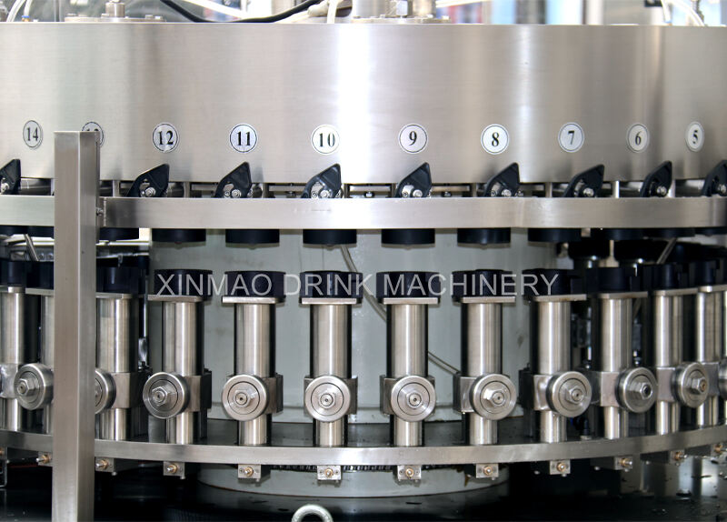2，Can-filling-machine.jpg