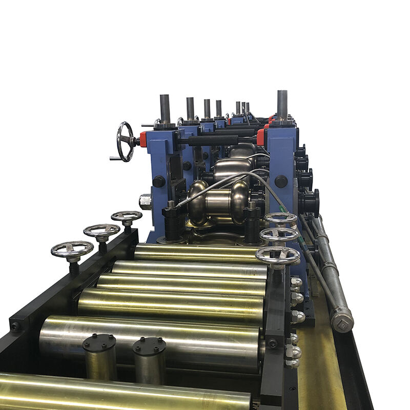 Како машине за производњу челичних цеви обезбеђују прецизну производњу?