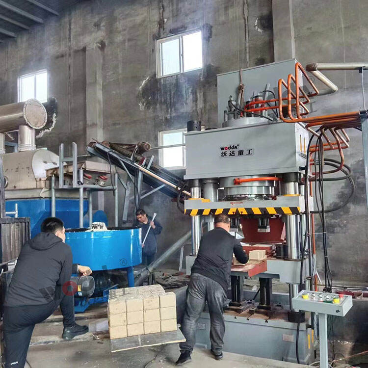 630 tons of cattle and sheep licking brick hydraulic press production line