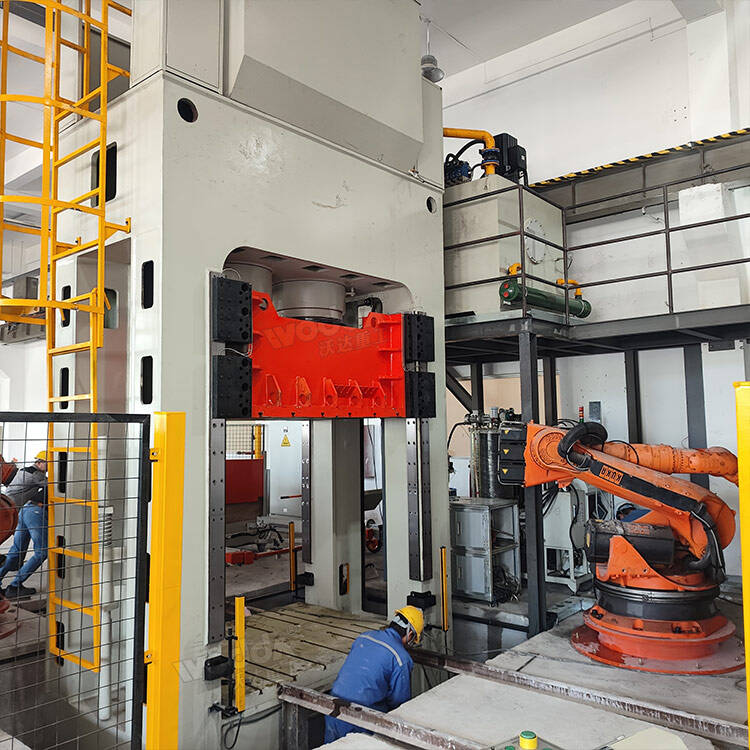 800-ton frame hydraulic press installed in customer workshop