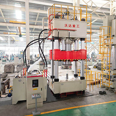 Head stretching hydraulic press_800 tons three-beam four-column hydraulic press