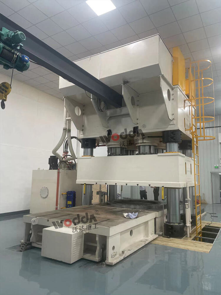 3000 ton four-column hydraulic press equipment commissioning