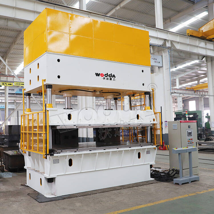 Hydraulic press for automotive interior parts molding