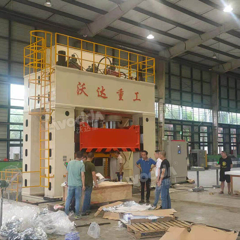 2500 ton SMC integrated bathroom hydraulic press site