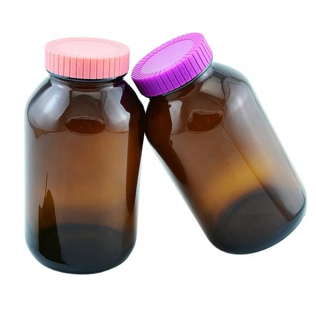 Hvilke almindelige udfordringer står købere over for, når de indkøber bernsteinfarvede glasflasker med skruelåg?