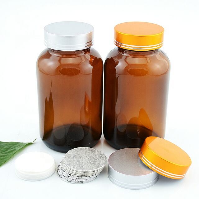 How to Select the Best Quality Glass Bottles with Covers for Your Business