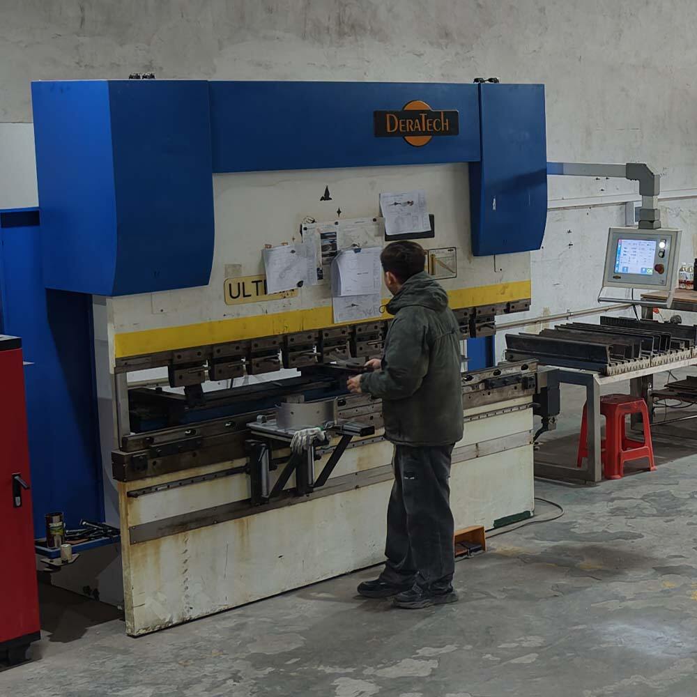 Sheet Metal Bending Machine