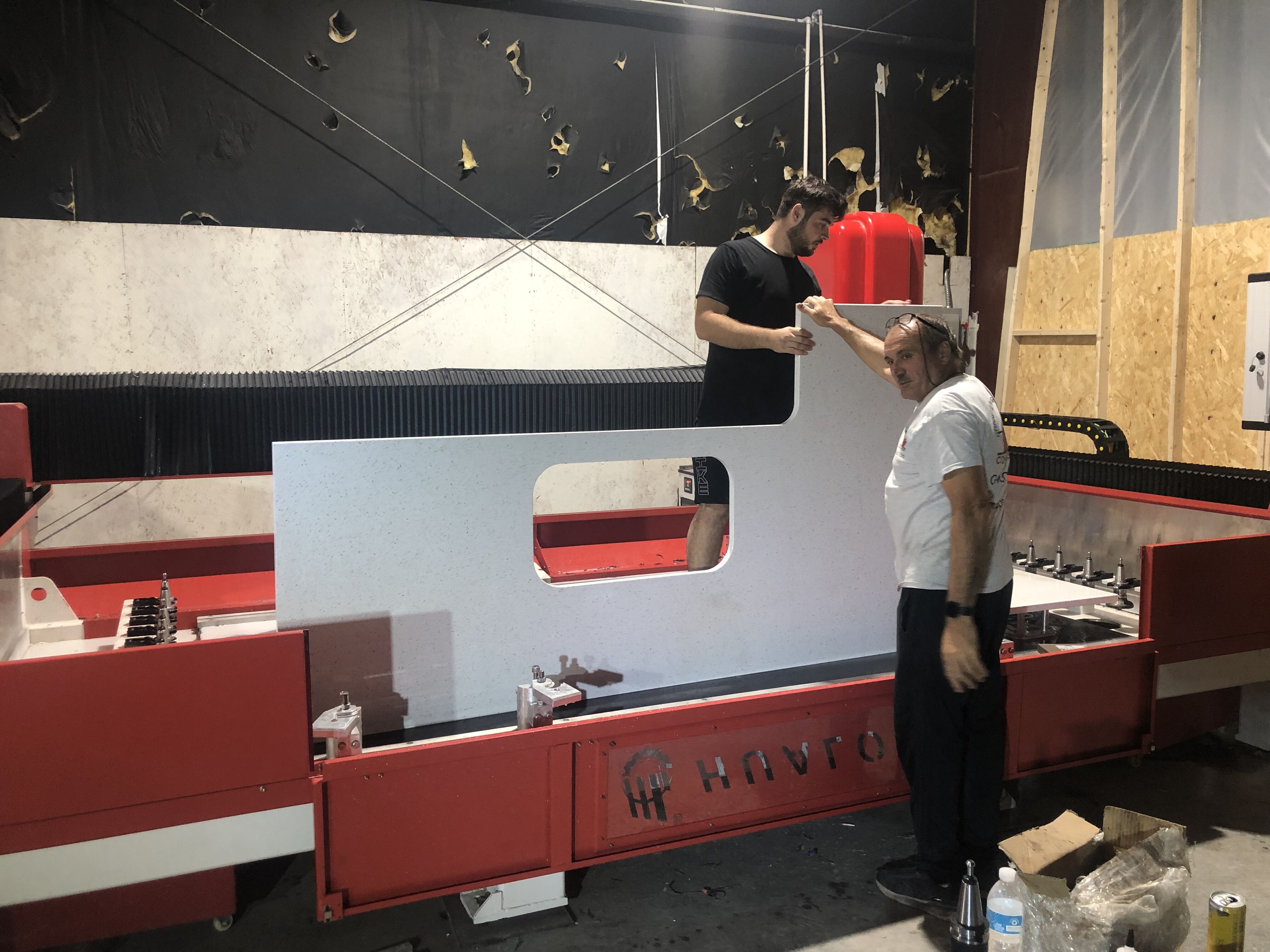 5-Axis Diamond Blade Cutters Penetrate Smart Manufacturing.