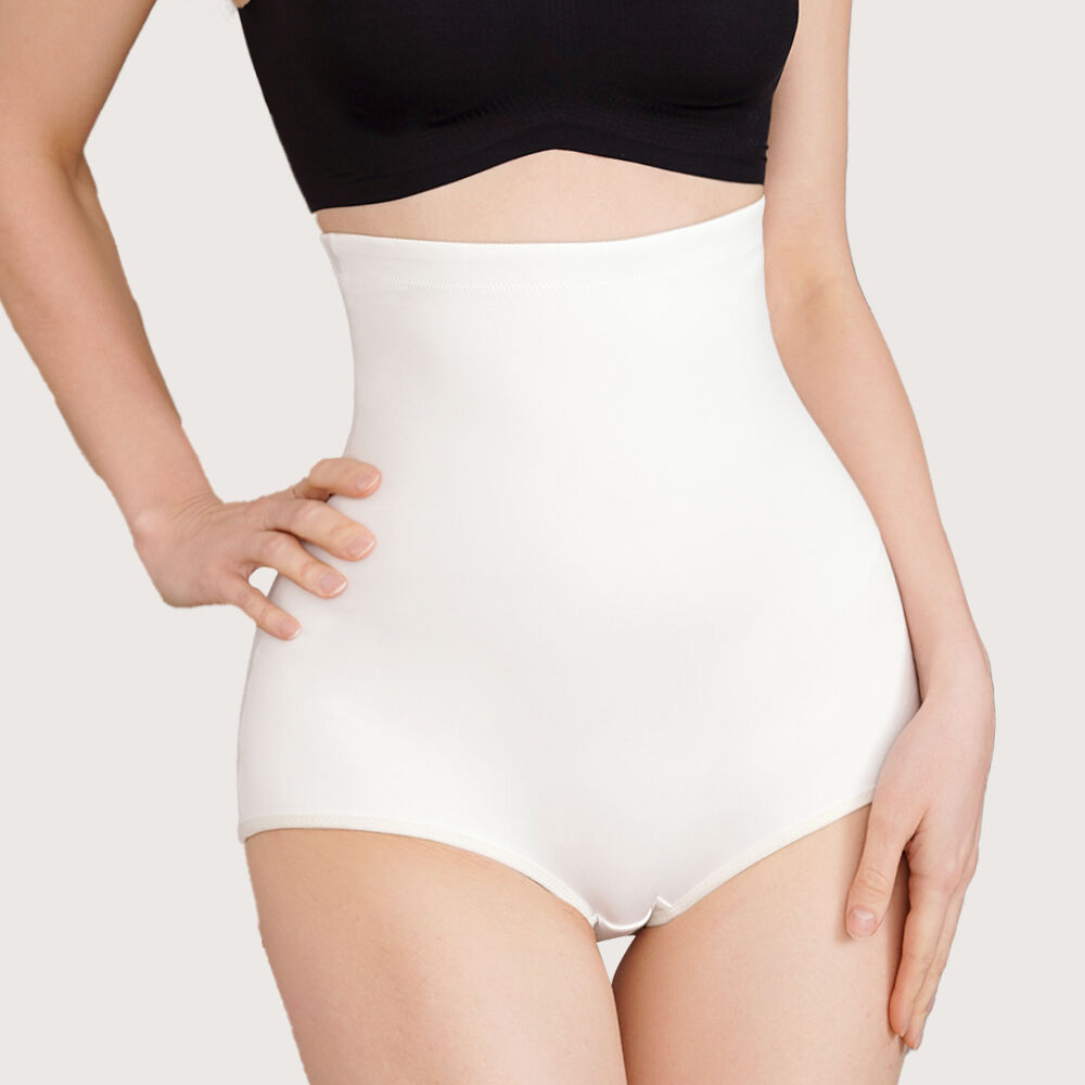Quale biancheria intima indossare con i pantaloni bianchi: la guida definitiva senza segni visibili per un look impeccabile