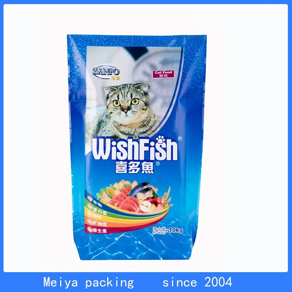 What Makes Poultry Feed Bags Suitable for Farm Use?