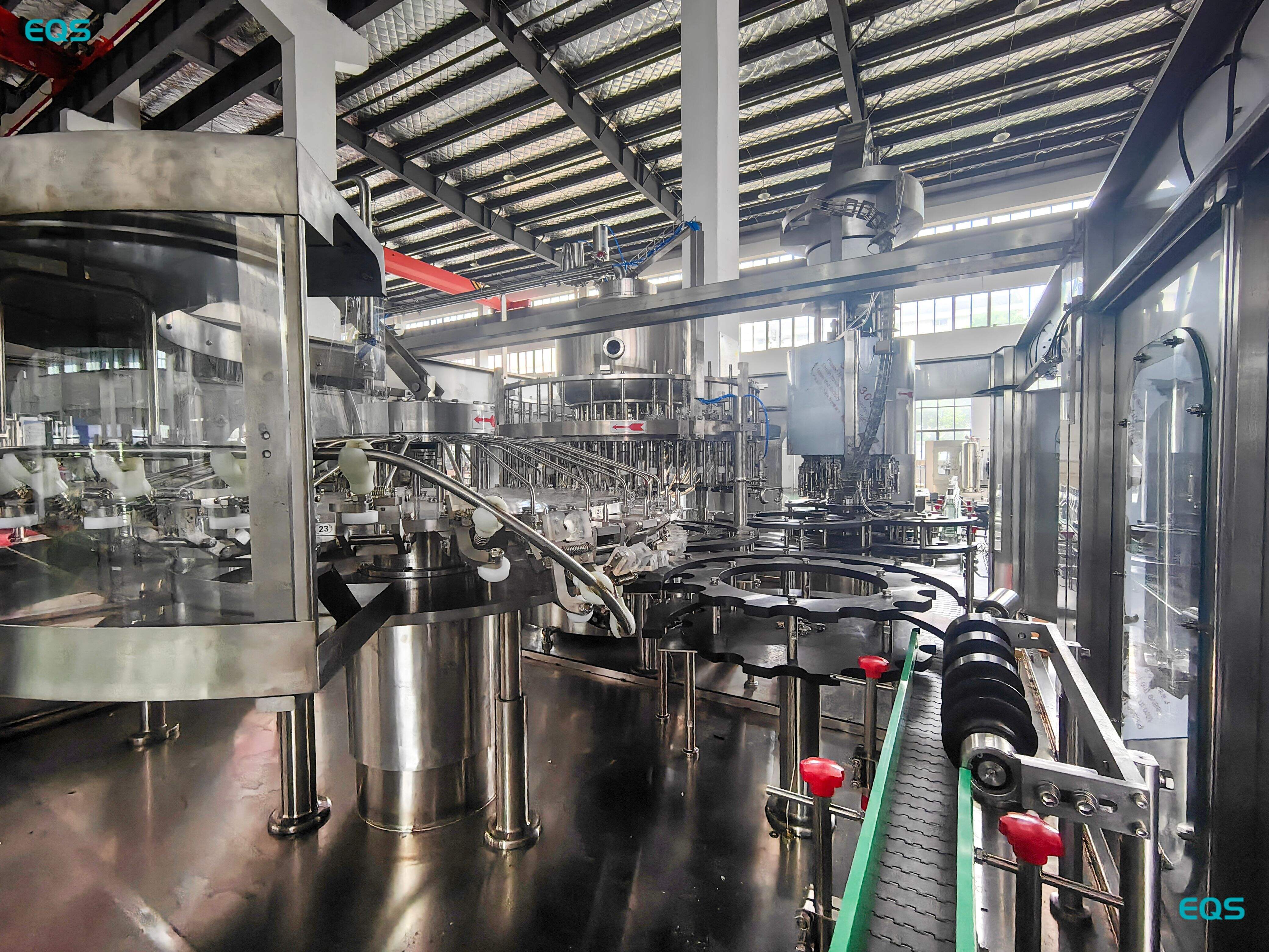 carbonated filling machine.jpg