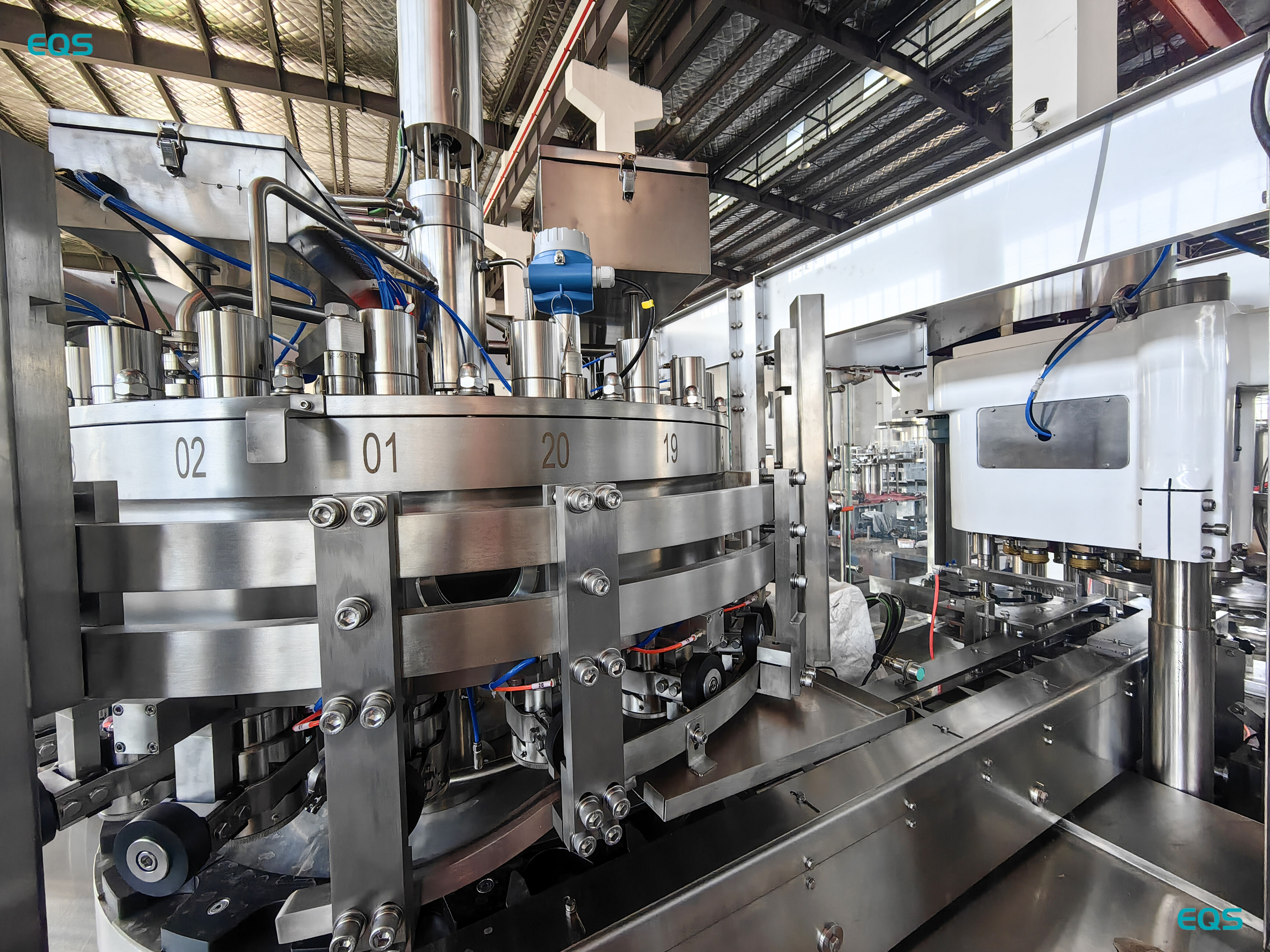 beer filling machine.jpg