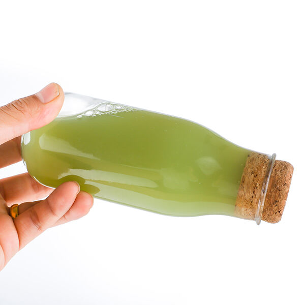 Glass vs. Plastic Beverage Bottles Which Is Better for the Environment (3).jpg