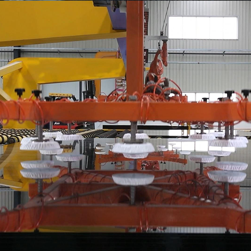 Efficient Glass Handling: Pneumatic Suction Cups & Lifters for Factories