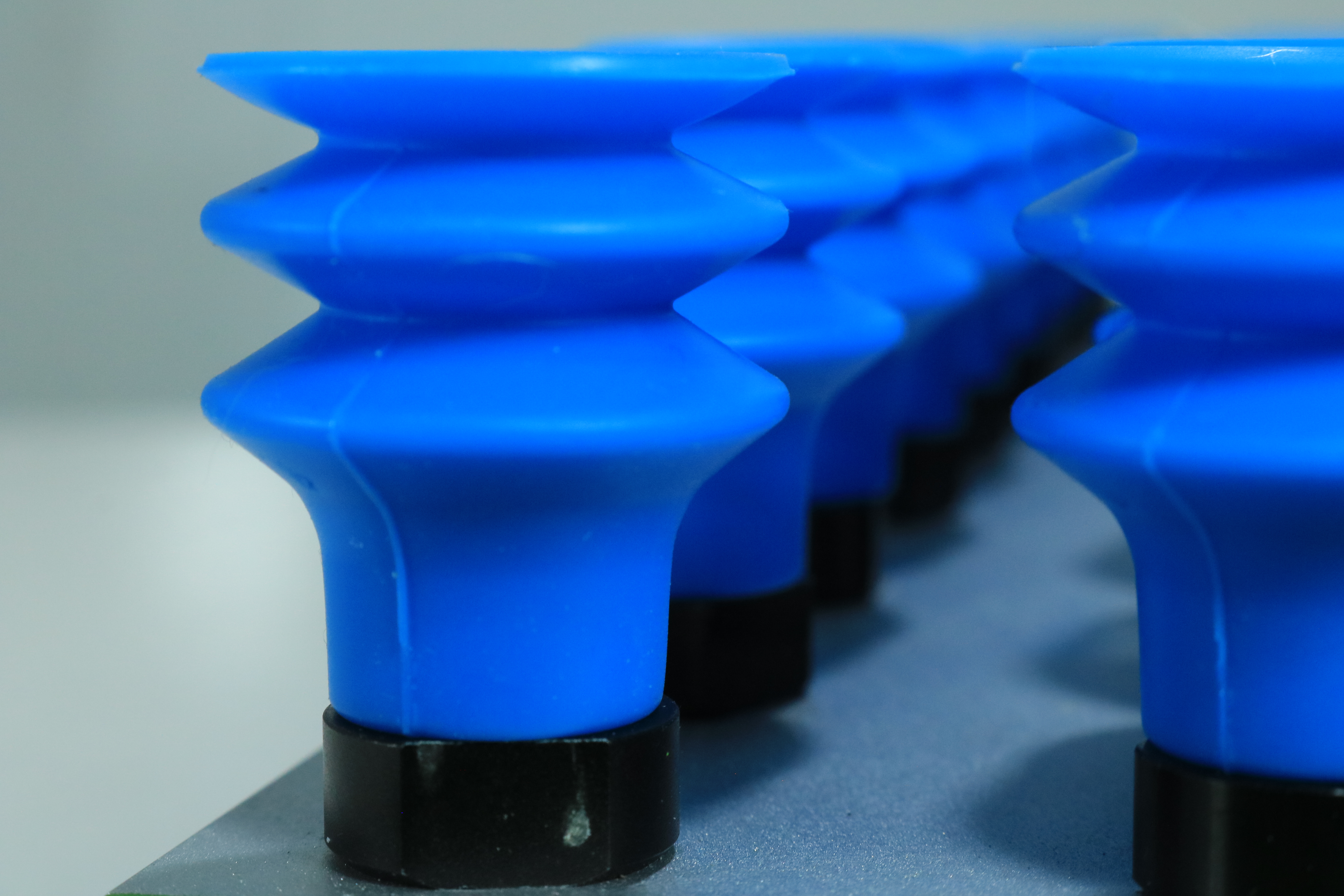 How Industrial Vacuum Cups Improve Efficiency in Production Lines