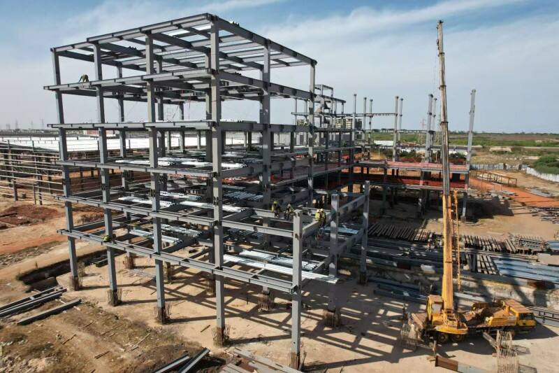 Ang Epekto ng mga Gusaling May Istrikturang Bakal sa Estetika ng Lungsod