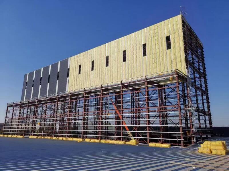 Mga Gusaling May Istukturang Bakal: Mga Solusyon sa Pagpapadepensa Laban sa Tubig