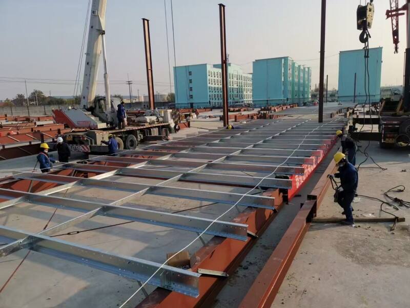 استراتيجيات إعادة الاستخدام التكيفي للمباني الإنشائية الفولاذية