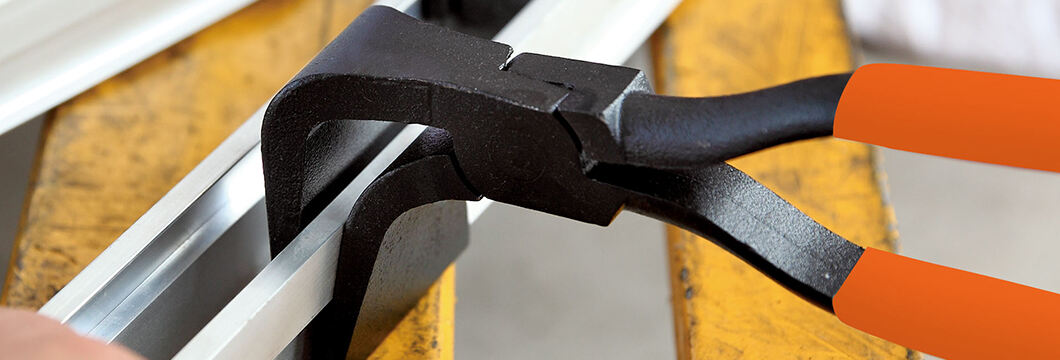 Bending Pliers for Precision Metal Shaping