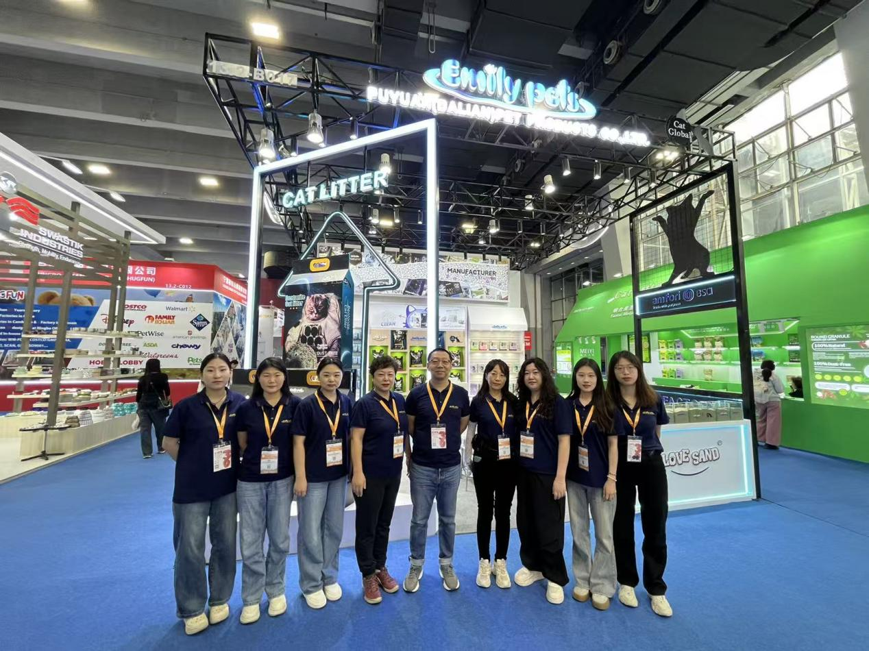 Pawsitive Innovations Await: Discover Top-Tier Bentonite & Tofu Cat Litter at CIPS