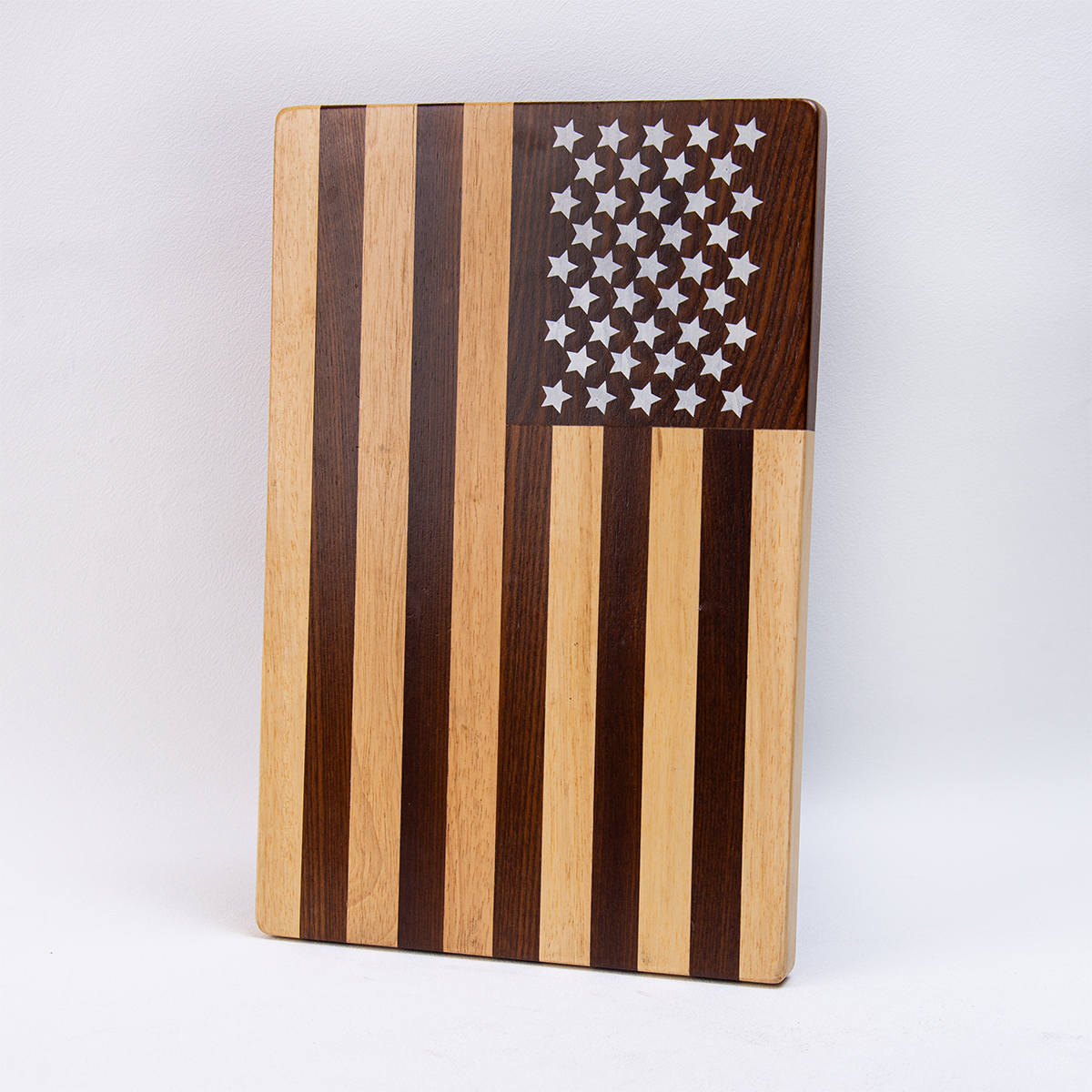 What Should You Look for in a Custom Chopping Board