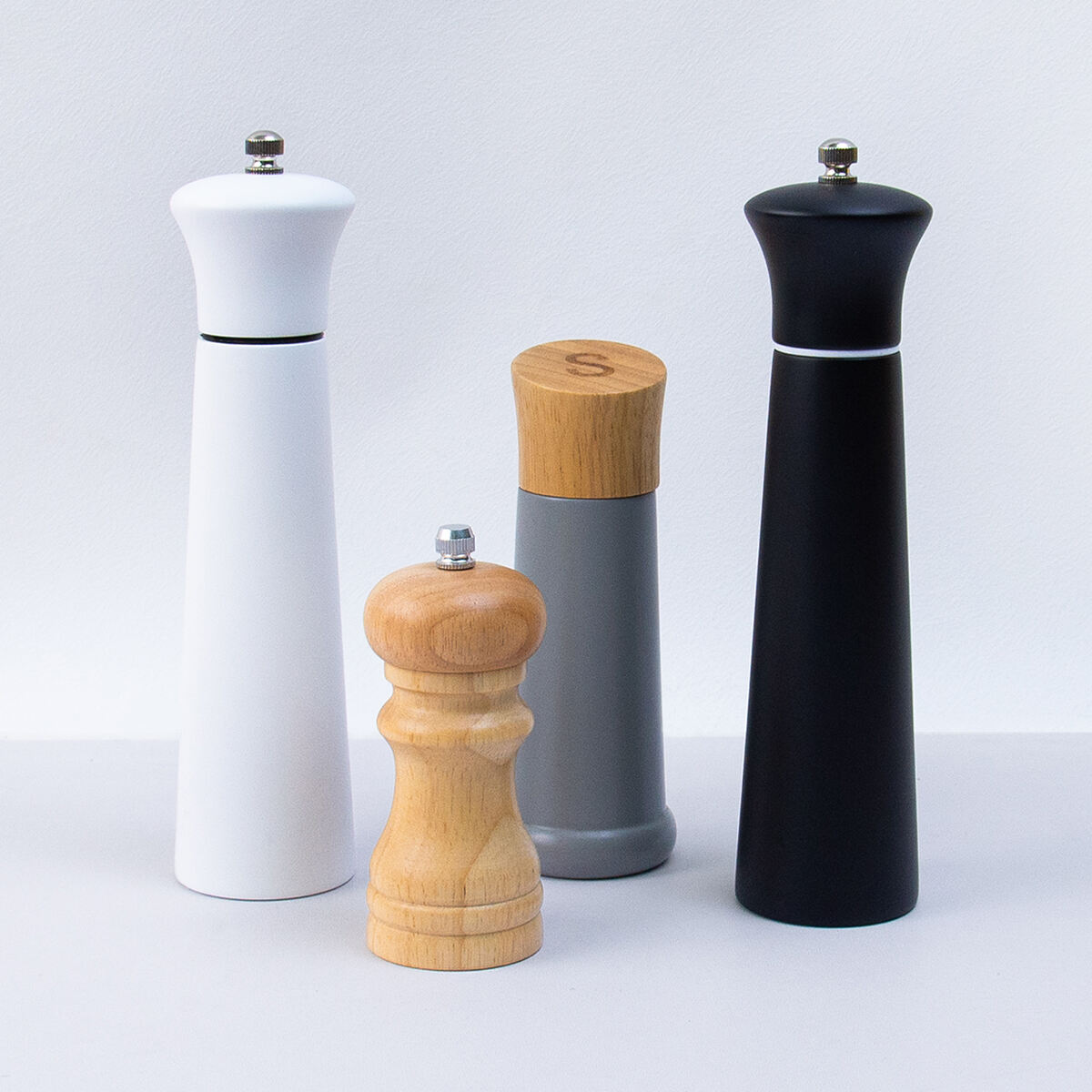Elevate Your Culinary Experience with Our Salt Pepper Grinder Wood
