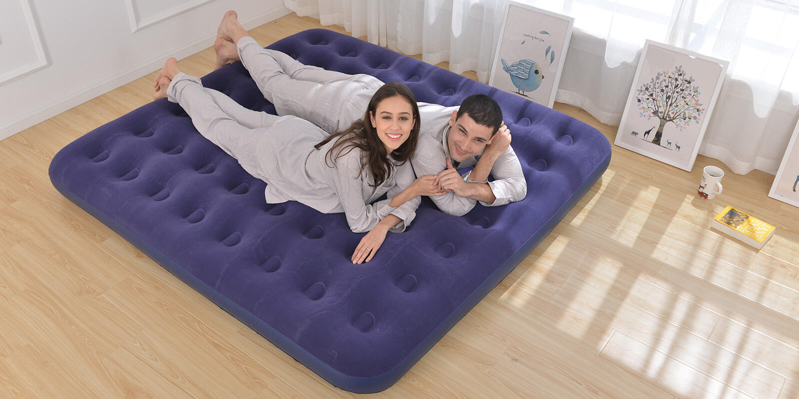 king size inflatable mattress.jpg