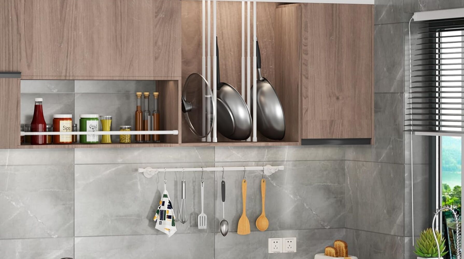 What are the usage scenarios of the multi-functional telescopic rod?