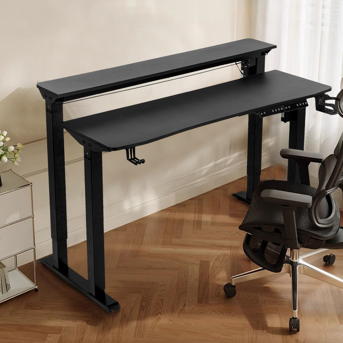 How to Choose a Computer Desk for Multiple Monitors?
