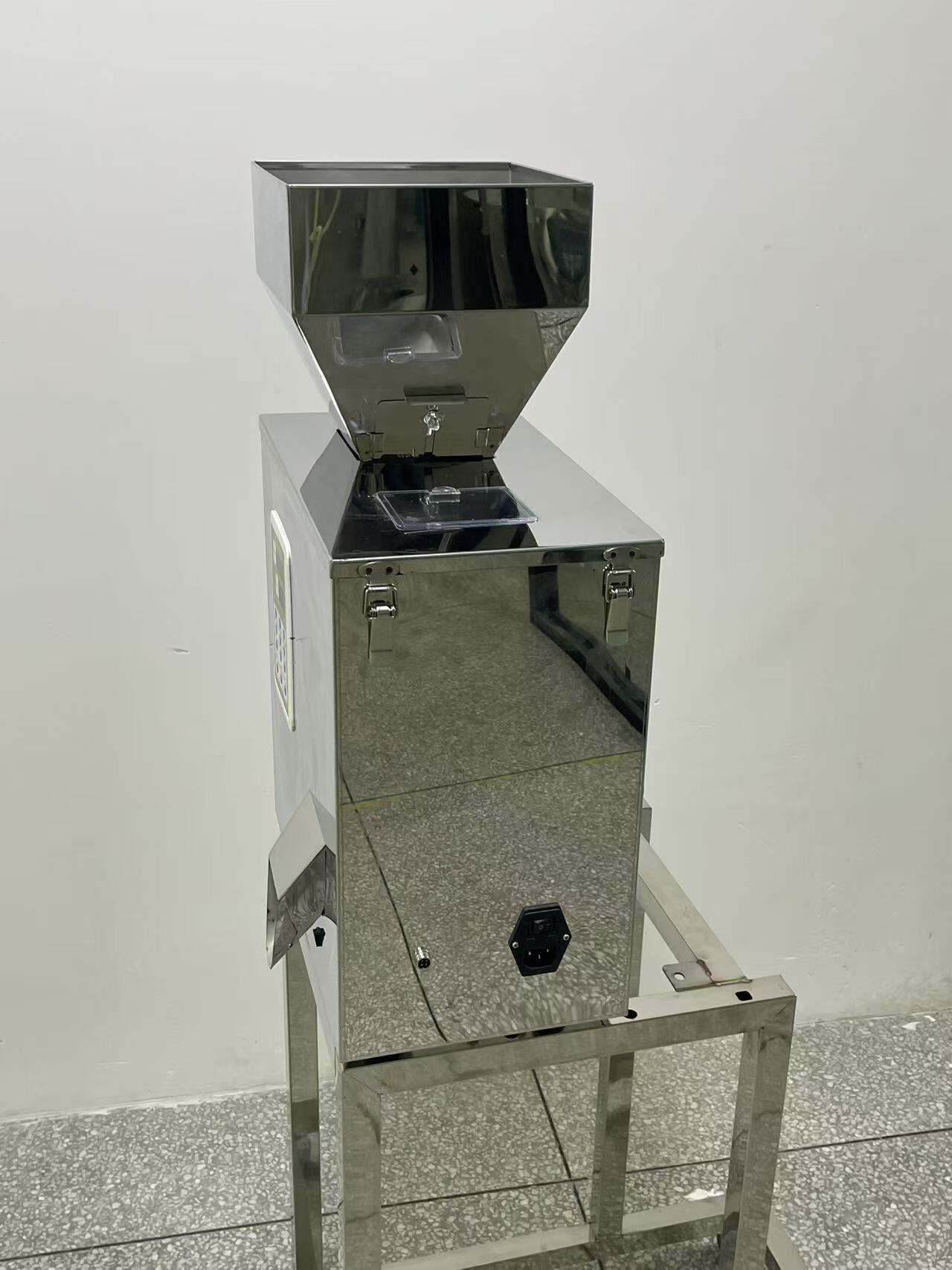 Efficient Manual Tea Bag Filling for Retailers