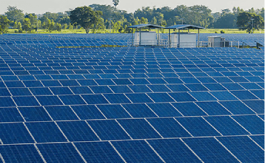 Obrovské výpadek elektřiny ve Španělsku odhaluje energetickou krizi Evropy: Staré sítě čelí novým výzvám, zatímco růst obnovitelné energie v Číně nabízí model.