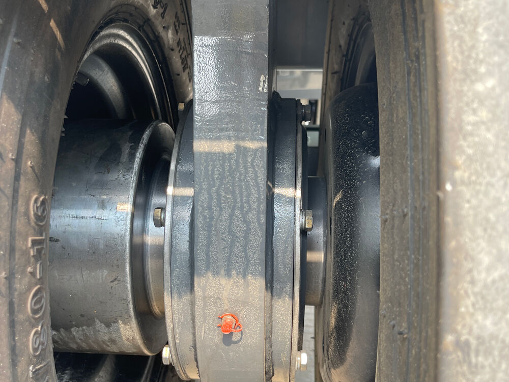 橡胶轮距细节Rubber wheel base details.jpg