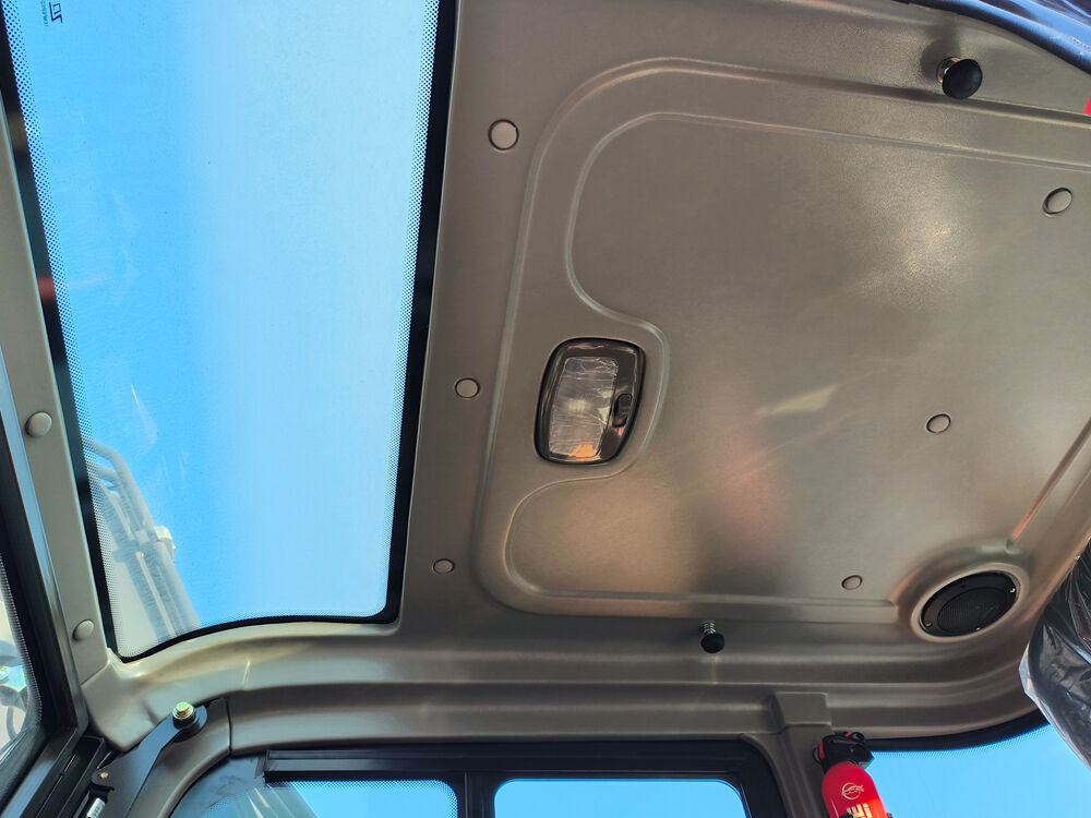 驾驶室内灯Cab interior lights.jpg