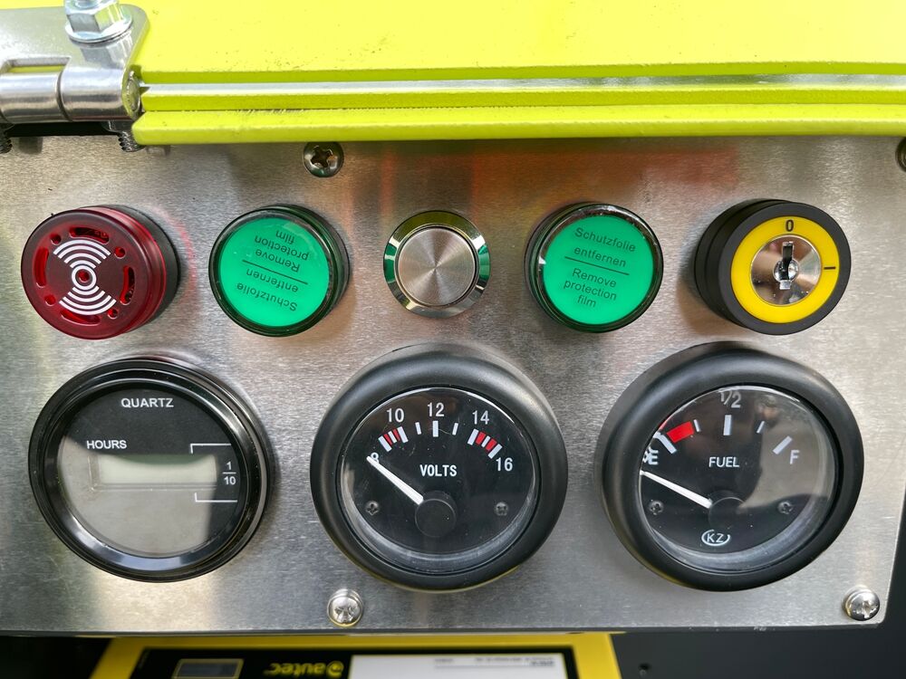 Operation panel（一键启动面板）.jpg