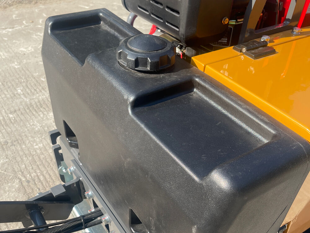 滚塑水箱water tank.jpg