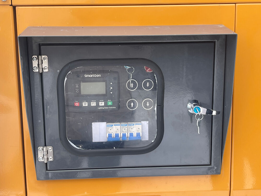 Rainproof protective cover.jpg