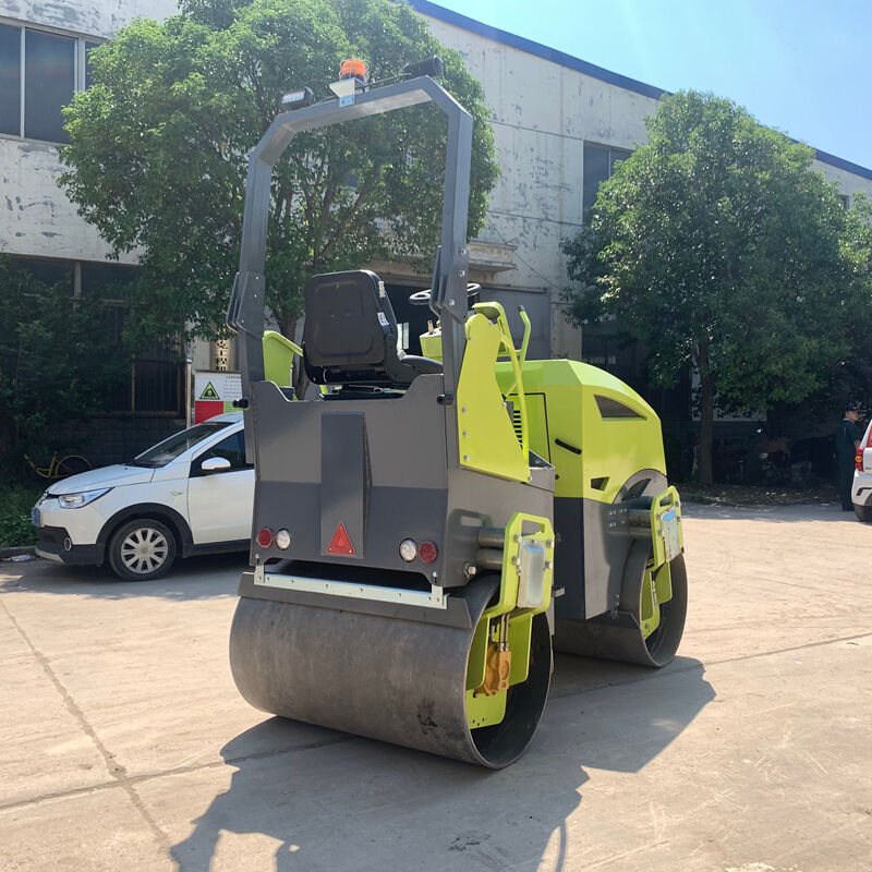 Tandem Roller: Dual-Drum Precision for Finishing Work