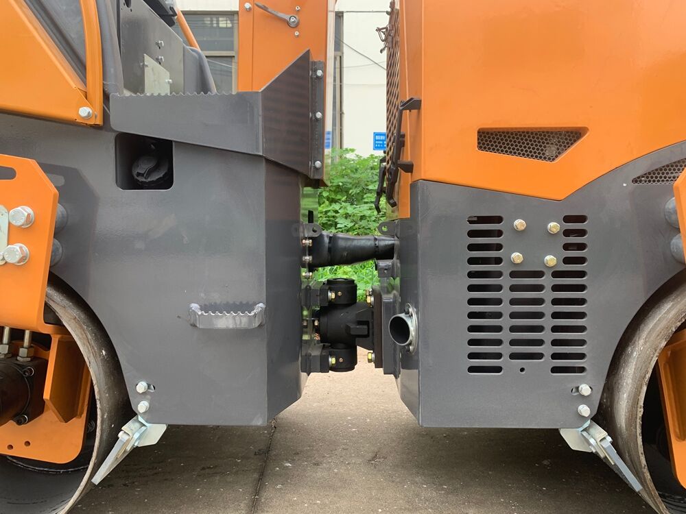 链接处Steering system.jpg