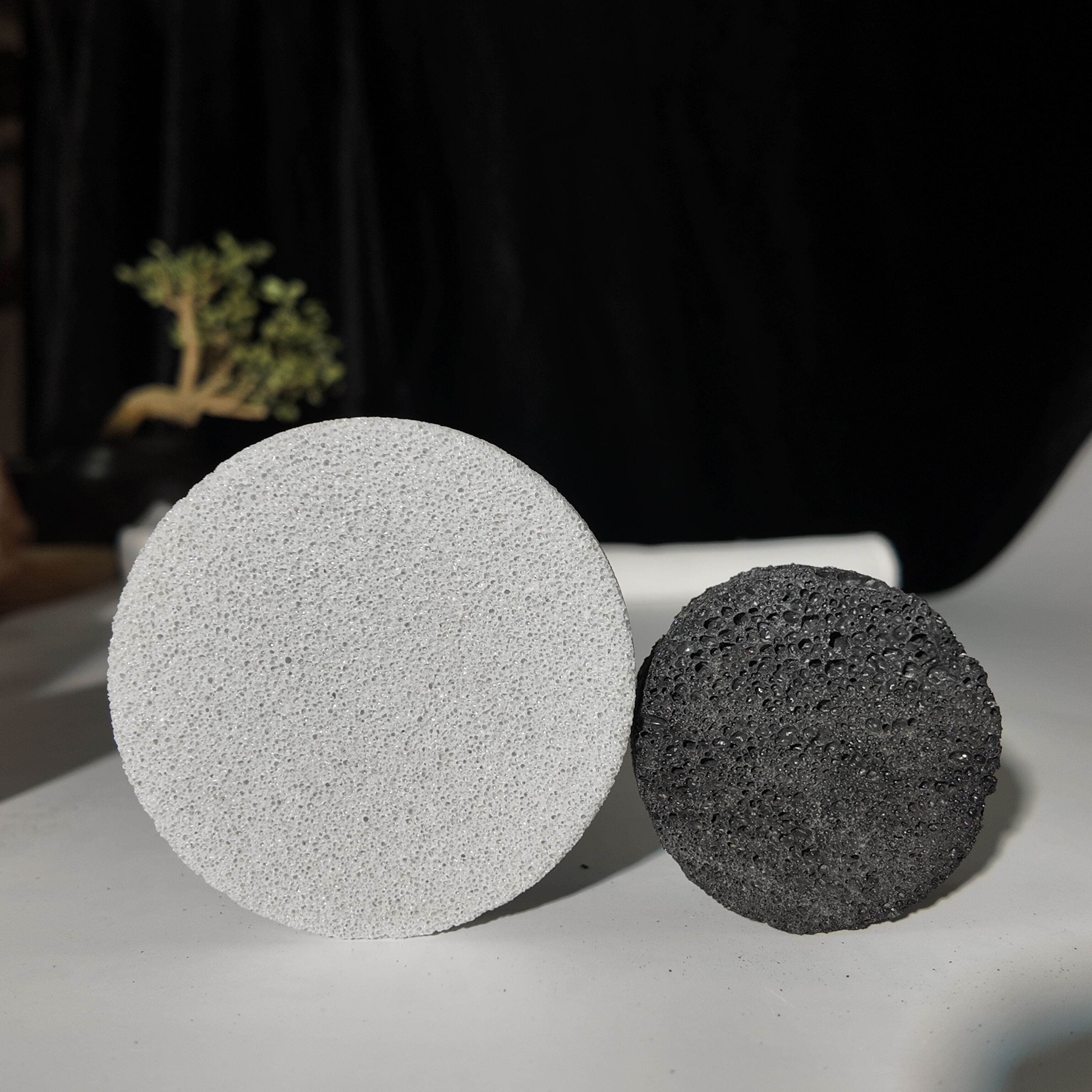  Unique Porosity for Optimal Oil Absorption